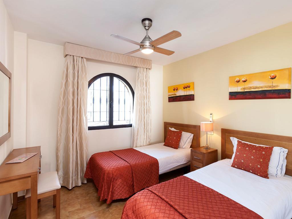 Riviera Del Mar Apartment Sitio de Calahonda Værelse billede